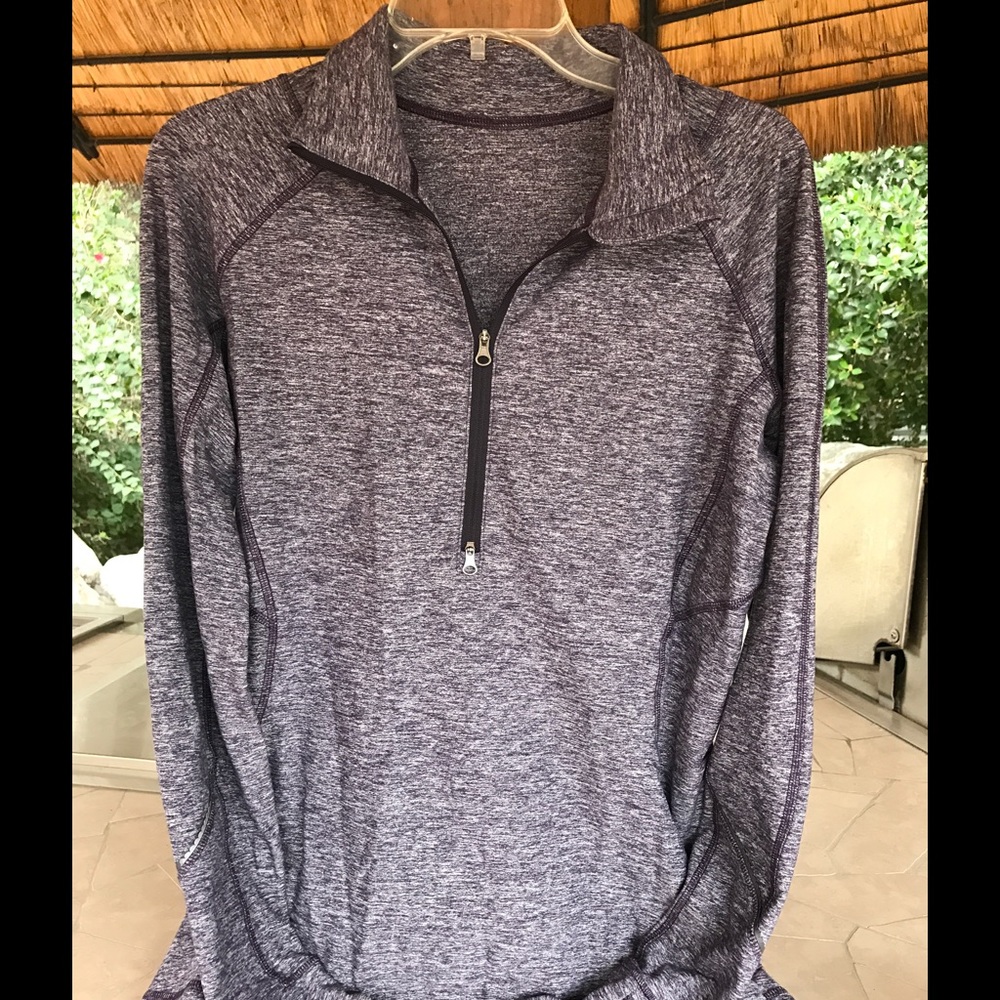 Long sleeve 1/2 zip with cuffins